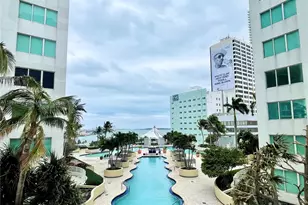 253 NE 2nd St, Miami, FL 33132 - Photo 55