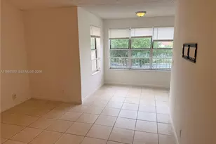 3310 N Pinewalk Dr N, Margate, FL 33063 - Photo 9