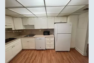 19390 Collins Ave #122, Sunny Isles Beach, FL 33160 - Photo 5