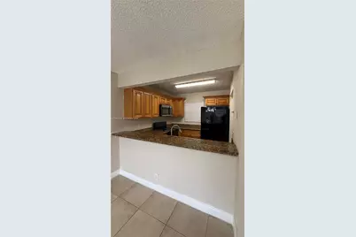 1500 Lake Crystal Dr #C, West Palm Beach, FL 33411 - Photo 11