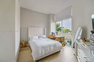 19501 W Country Club Dr, Aventura, FL 33180 - Photo 11