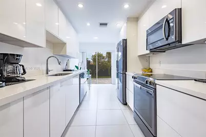 370 SE 2nd Ave #G3, Deerfield Beach, FL 33441 - Photo 7