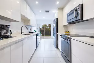 370 SE 2nd Ave, Deerfield Beach, FL 33441 - Photo 7