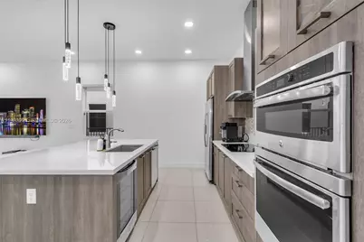 15540 NW 88th Ave #15540, Miami Lakes, FL 33018 - Photo 11