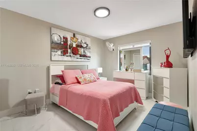 14563 SW 172nd Ln, Miami, FL 33177 - Photo 15