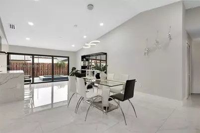 14563 SW 172nd Ln, Miami, FL 33177 - Photo 5