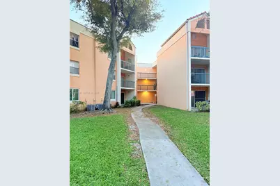6280 NW 186 Th St #315, Hialeah, FL 33015 - Photo 1