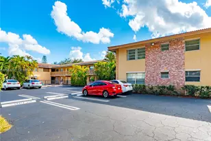 8704 NW 35th St, Coral Springs, FL 33065 - Photo 1