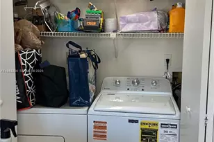 977 Riverside Dr, Coral Springs, FL 33071 - Photo 13