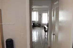 815 SW 10th Terrace, Hallandale Beach, FL 33009 - Photo 5