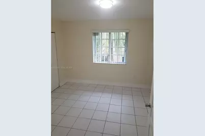 170 NE 142nd St #3, Miami, FL 33161 - Photo 3
