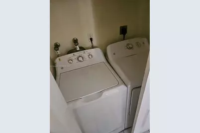 170 NE 142nd St #3, Miami, FL 33161 - Photo 7