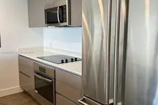 13800 Highland Dr, North Miami Beach, FL 33181 - Photo 15