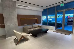 13800 Highland Dr, North Miami Beach, FL 33181 - Photo 9