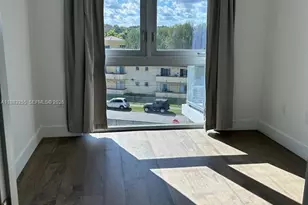 13800 Highland Dr, North Miami Beach, FL 33181 - Photo 21