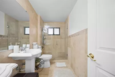 2481 N Riverdale Dr N #0, Miramar, FL 33025 - Photo 7