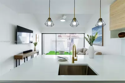 21204 Harbor Way #122-12, Aventura, FL 33180 - Photo 3