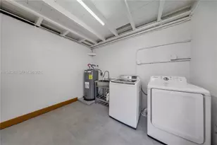 10610 NE 11th Ave, Miami Shores, FL 33138 - Photo 21