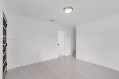 3572 SW 25th St, Miami, FL 33133 - Photo 5