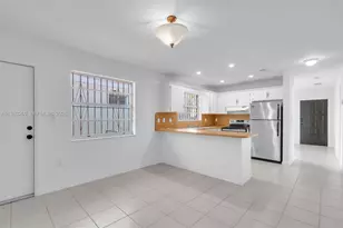 3572 SW 25th St, Miami, FL 33133 - Photo 7