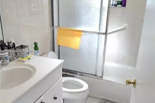 452 Flanders J, Delray Beach, FL 33484 - Photo 9