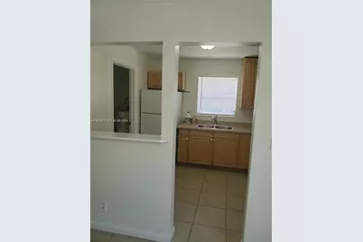 831 SW 14th Ct, Deerfield Beach, FL 33441 - Photo 3