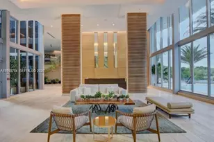 16385 Biscayne Blvd, North Miami Beach, FL 33160 - Photo 11