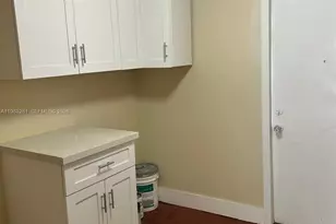 2908 NW 14th Ct, Miami, FL 33142 - Photo 11