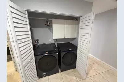 2927 SW 18th Ter, Fort Lauderdale, FL 33315 - Photo 15