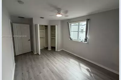 2927 SW 18th Ter, Fort Lauderdale, FL 33315 - Photo 11