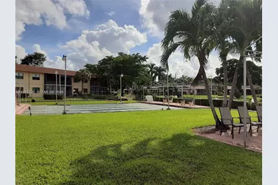 100 Ashbury Rd #102, Hollywood, FL 33024 - Photo 19