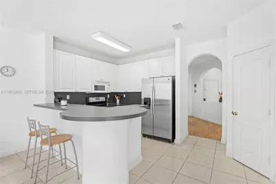 5527 NW 113th Ave, Doral, FL 33178 - Photo 9