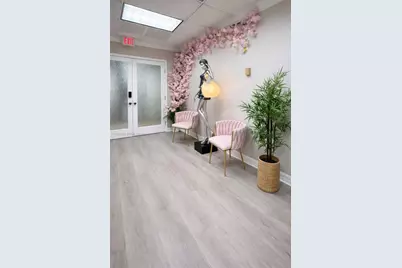 2100 E Hallandale Beach Blvd, Hallandale Beach, FL 33009 - Photo 1