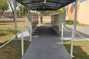 13715 Kendale Lakes Cir, Miami, FL 33183 - Photo 17