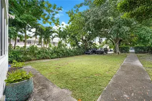 171 NE 46th St, Miami, FL 33137 - Photo 15