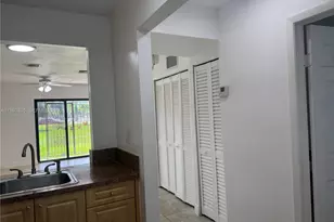 1001 SW 105th Ave, Miami, FL 33174 - Photo 9