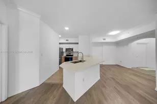 9172 Collins Ave, Surfside, FL 33154 - Photo 1