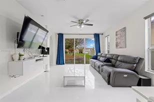 3760 NE 10th St, Homestead, FL 33033 - Photo 5