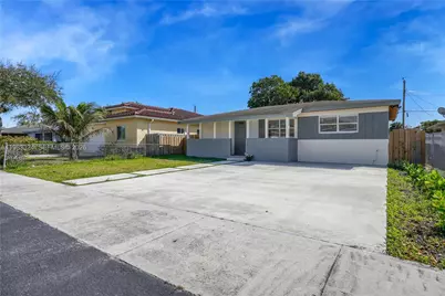 2760 NW 13th Ct, Fort Lauderdale, FL 33311 - Photo 7