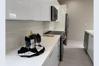 1028 NW 8th Ave, Fort Lauderdale, FL 33311 - Photo 3