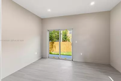 1028 NW 8th Ave, Fort Lauderdale, FL 33311 - Photo 13