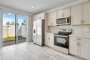 17149 SW 1st St, Pembroke Pines, FL 33027 - Photo 11