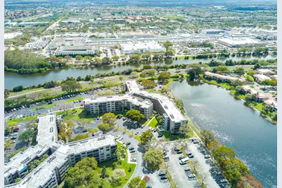 1000 Colony Point Cir #203, Pembroke Pines, FL 33026 - Photo 65