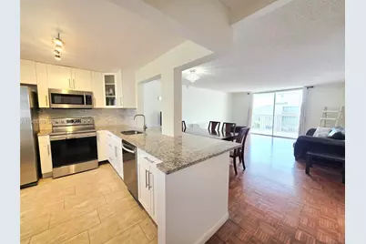 319 NE 14th Ave #702, Hallandale Beach, FL 33009 - Photo 5