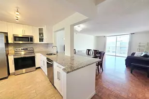 319 NE 14th Ave, Hallandale Beach, FL 33009 - Photo 5