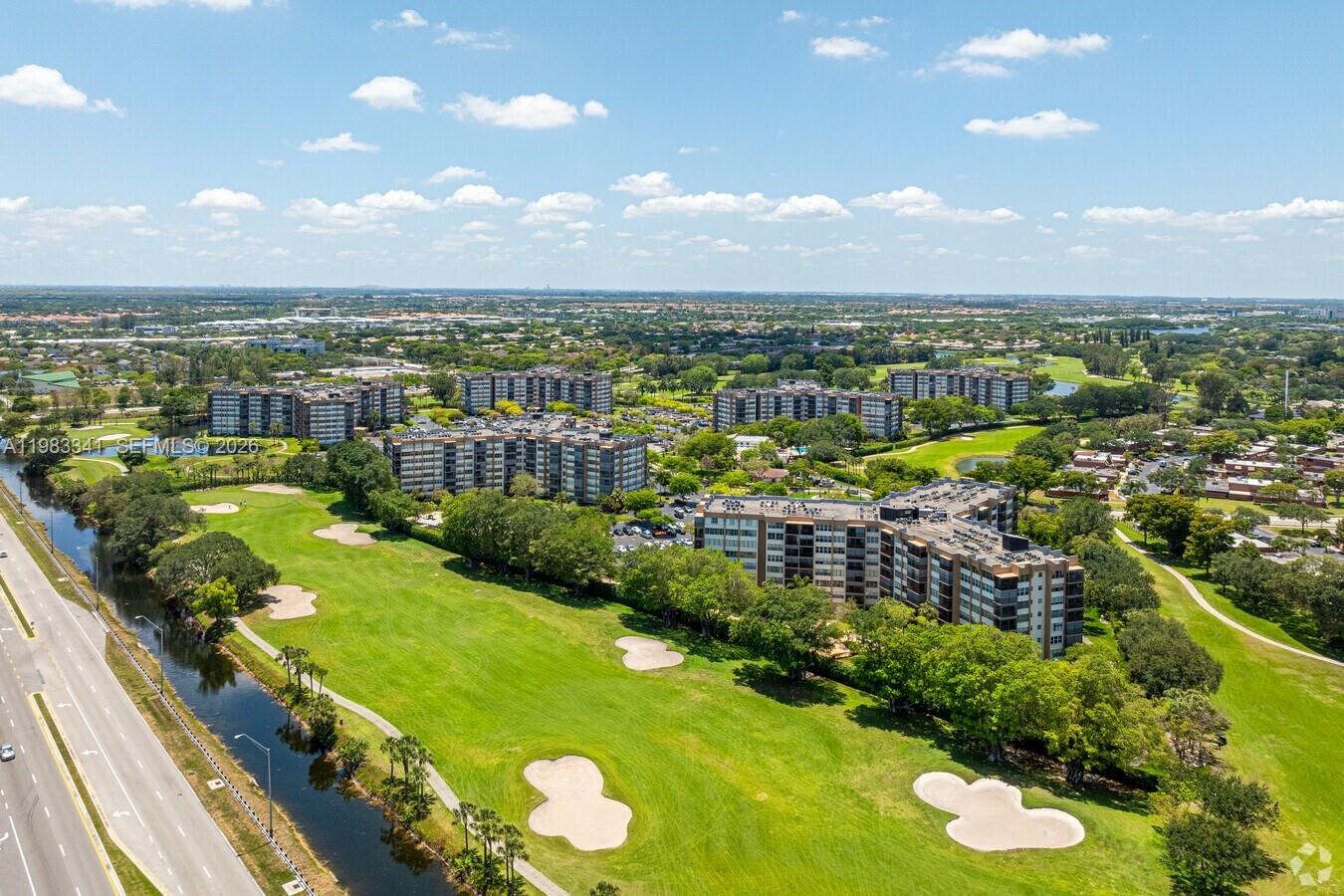 1000 E Saint Charles Pl #519 - 1000 E Saint Charles Pl #519, Pembroke Pines, FL 33026 Luxury Property | Jose Angel Pina