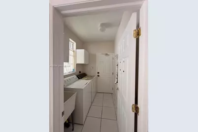 4432 NW 93rd Doral Ct, Doral, FL 33178 - Photo 23