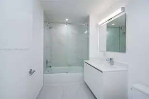 700 NE 24th St, Miami, FL 33137 - Photo 31