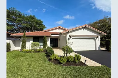 670 Deer Creek Hollows Cir, Deerfield Beach, FL 33442 - Photo 1