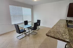 1322 SW 147th Ter, Pembroke Pines, FL 33027 - Photo 7